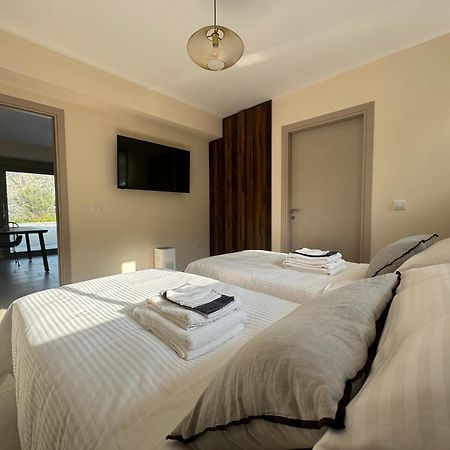 Topos Luxury Stay Heraion Loutráki Dış mekan fotoğraf